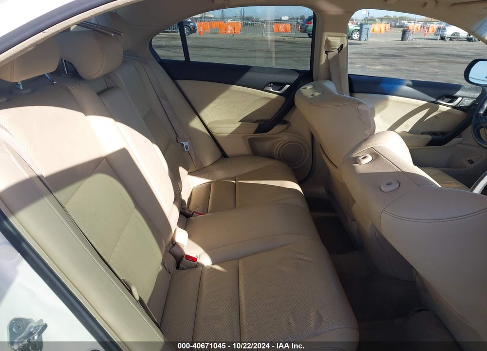2010 ACURA TSX 2.4 VIN: JH4CU2F64AC027645