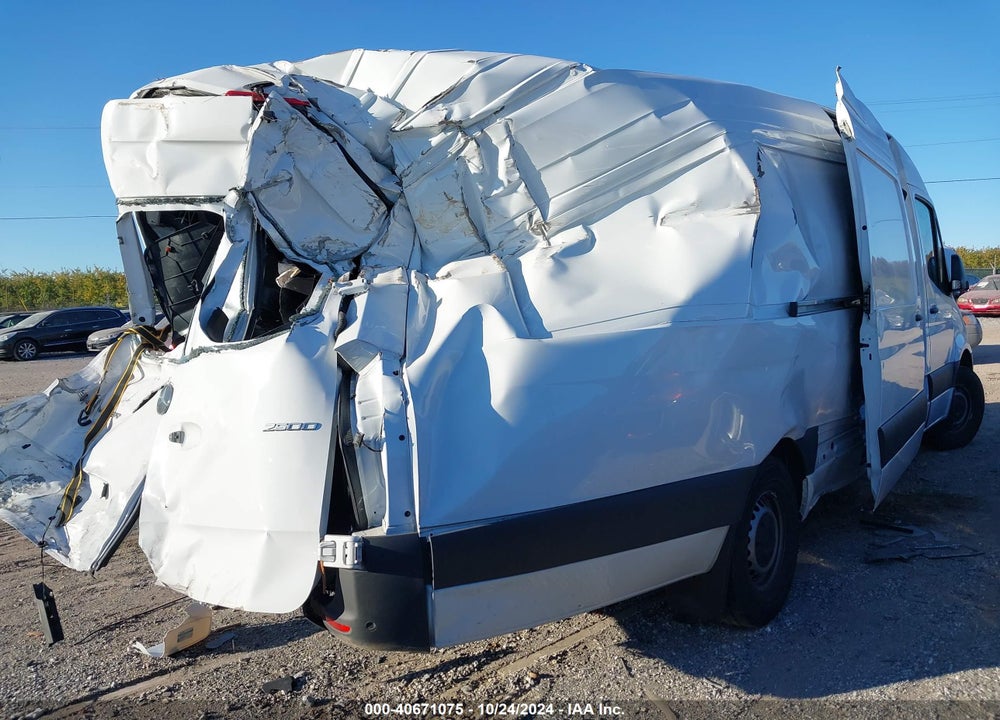 2024 MERCEDES-BENZ SPRINTER 2500 HIGH ROOF 4-CYL DIESEL HO VIN: W1W4NDHY5RT186610