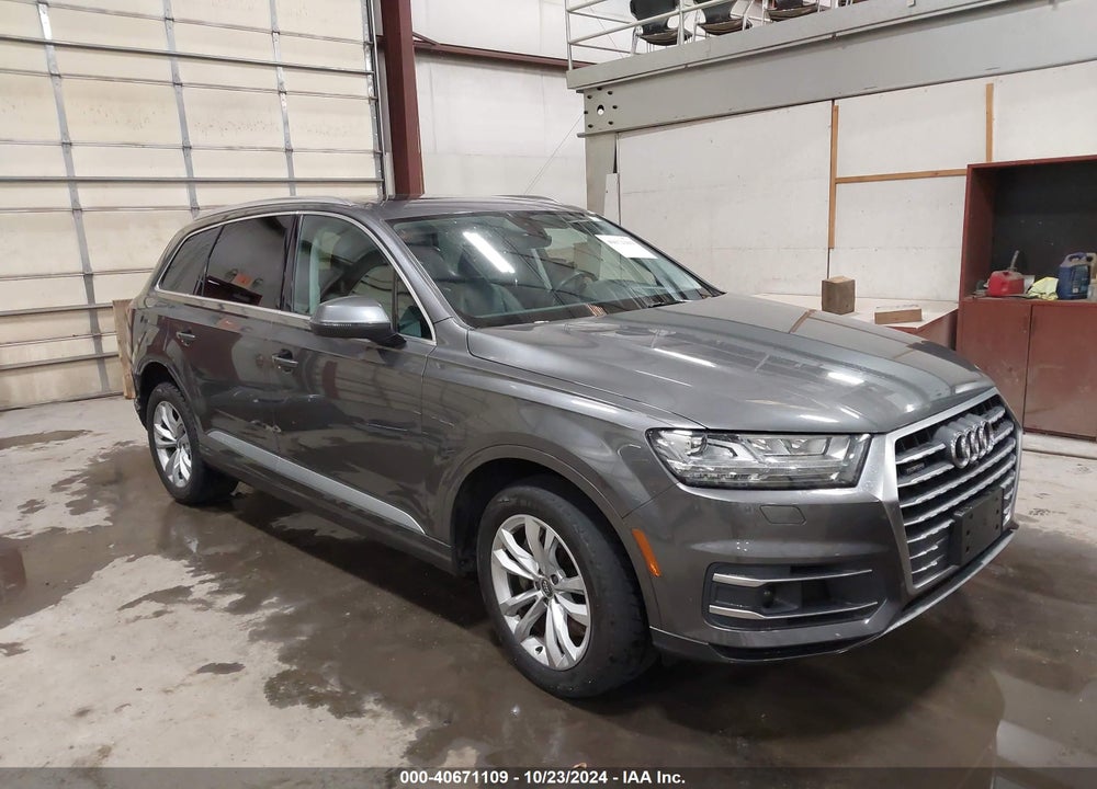 2018 AUDI Q7 3.0T PREMIUM VIN: WA1LAAF78JD043929