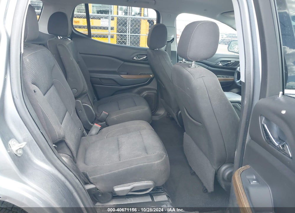 2021 GMC ACADIA FWD SLE VIN: 1GKKNKLA4MZ198288