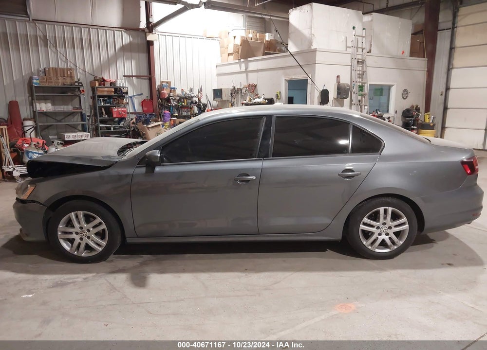 2018 VOLKSWAGEN JETTA 1.4T S VIN: 3VW2B7AJXJM240932