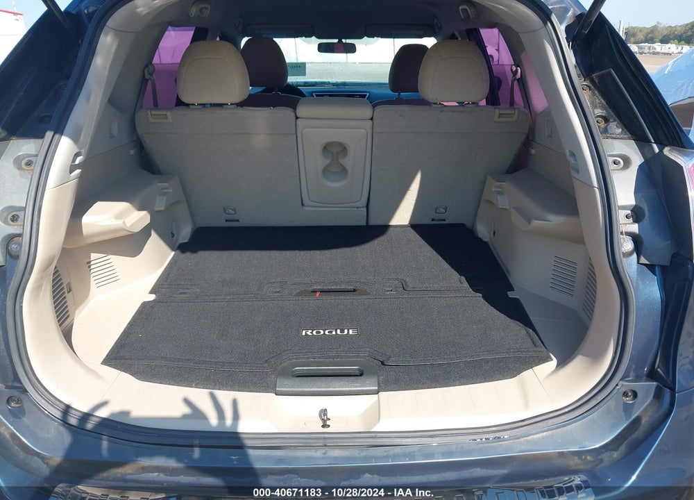 2016 NISSAN ROGUE S VIN: JN8AT2MT1GW021575