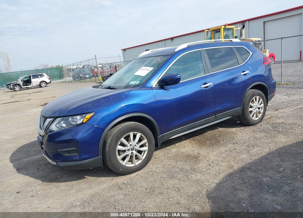 2017 NISSAN ROGUE SV VIN: 5N1AT2MV3HC885538