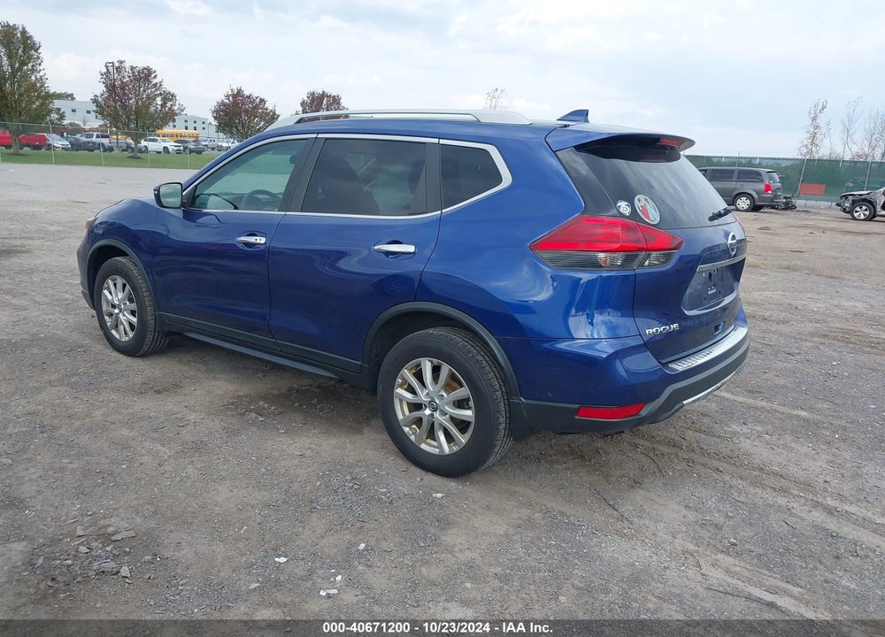 2017 NISSAN ROGUE SV VIN: 5N1AT2MV3HC885538