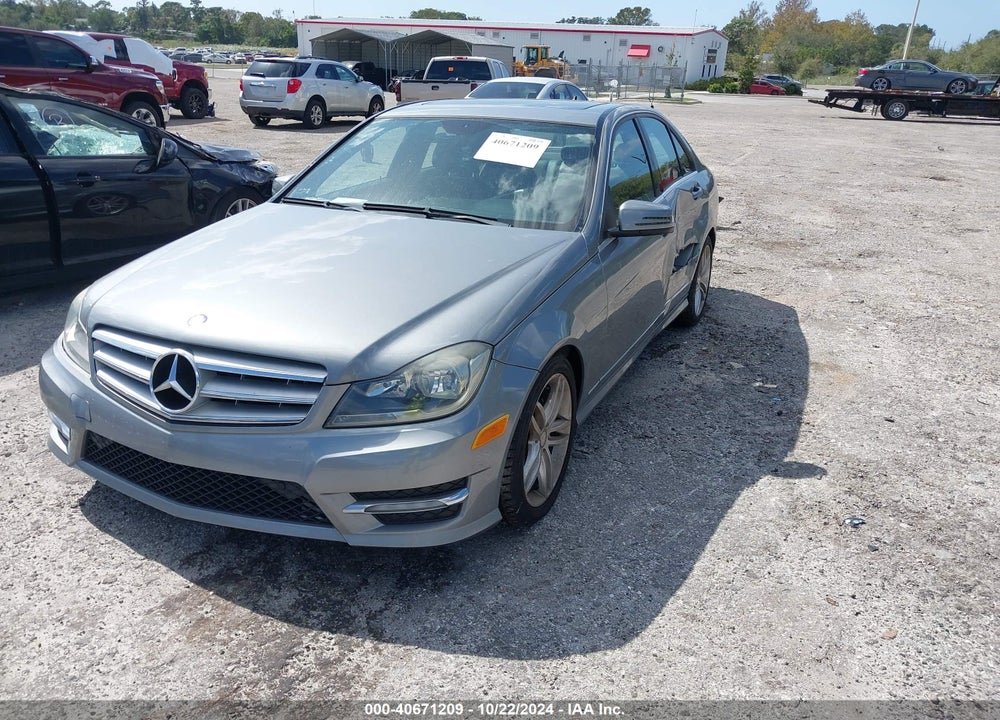 2012 MERCEDES-BENZ C 300 LUXURY 4MATIC/SPORT 4MATIC VIN: WDDGF8BB9CR240759