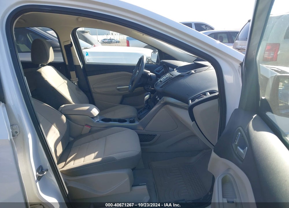 2015 FORD ESCAPE SE VIN: 1FMCU0G70FUB80775