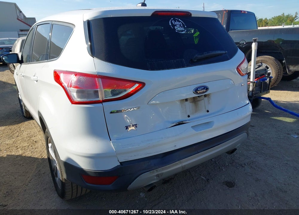 2015 FORD ESCAPE SE VIN: 1FMCU0G70FUB80775