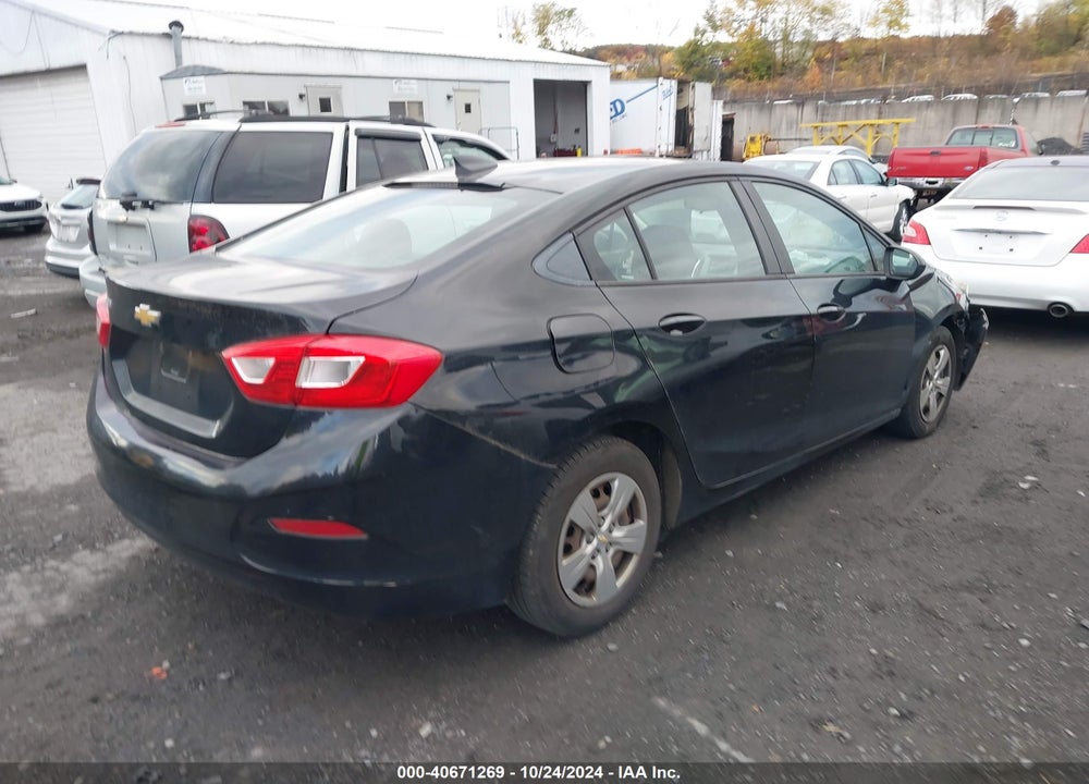 2017 CHEVROLET CRUZE LS AUTO VIN: 1G1BC5SM8H7186556