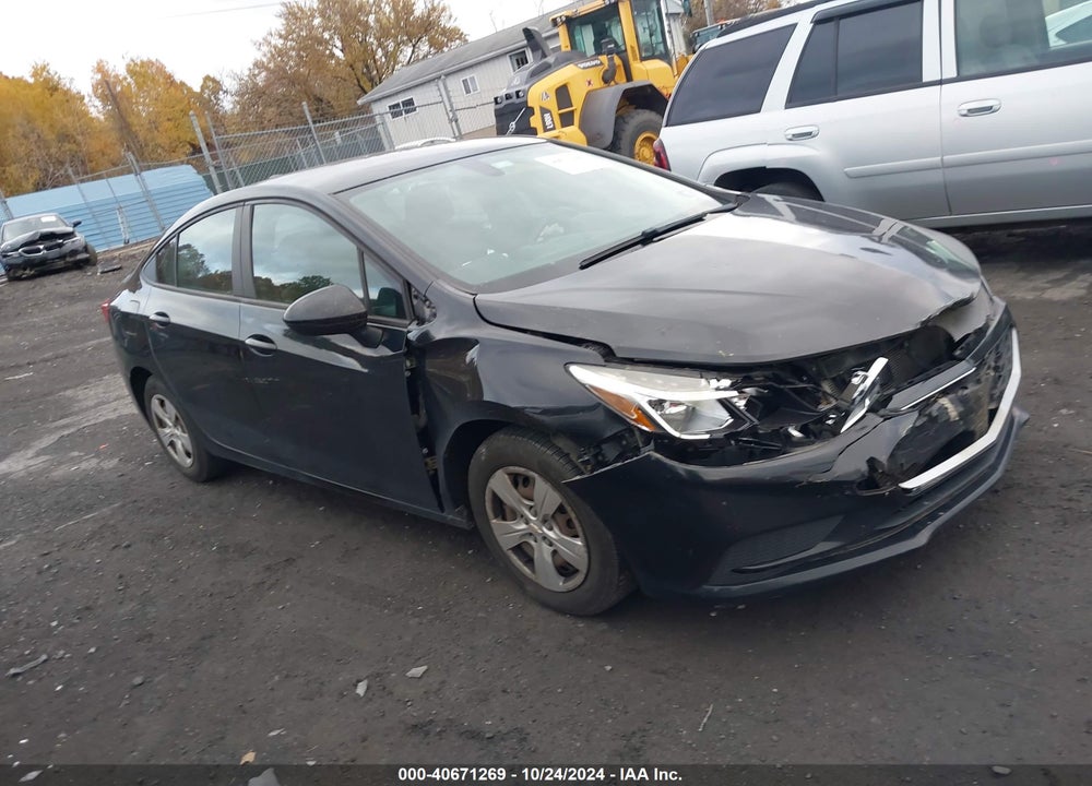 2017 CHEVROLET CRUZE LS AUTO VIN: 1G1BC5SM8H7186556