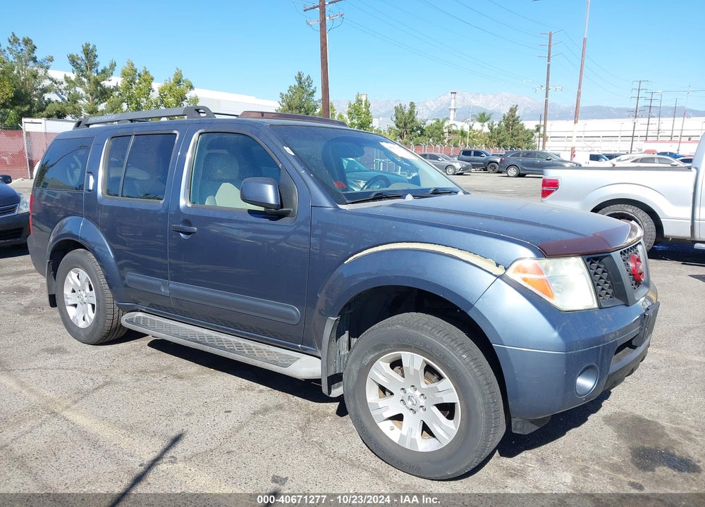 2005 NISSAN PATHFINDER LE VIN: 5N1AR18U05C741080
