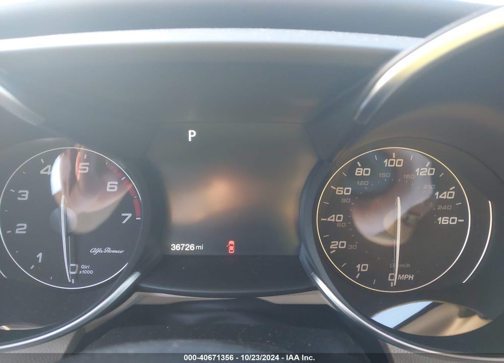 2018 ALFA ROMEO GIULIA TI LUSSO RWD VIN: ZARFAECN1J7568204