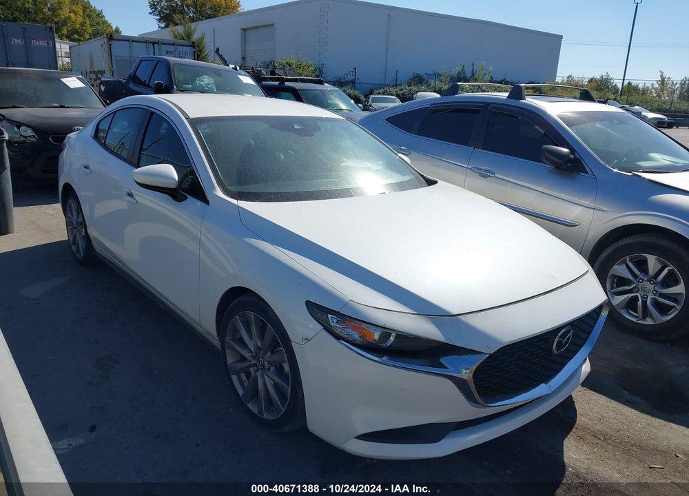 2019 MAZDA MAZDA3 VIN: JM1BPACL9K1113930