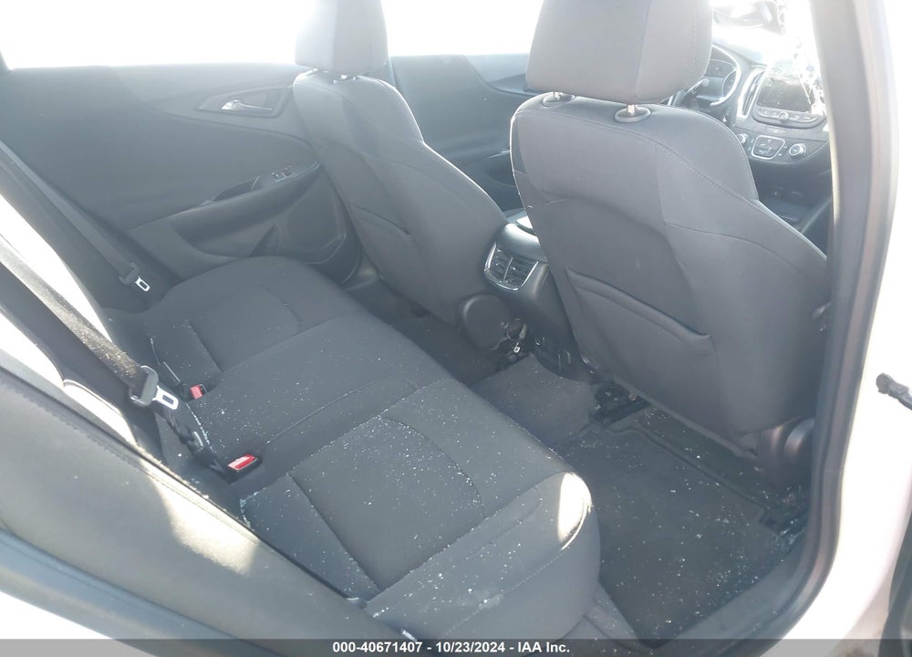 2018 CHEVROLET MALIBU LT VIN: 1G1ZD5ST6JF154333