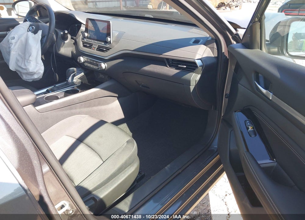 2021 NISSAN ALTIMA SV FWD VIN: 1N4BL4DVXMN364809