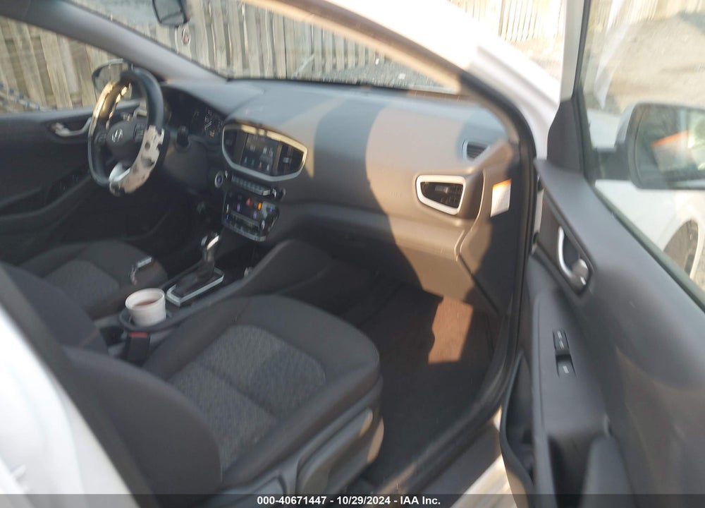 2019 HYUNDAI IONIQ HYBRID BLUE VIN: KMHC65LC9KU171268