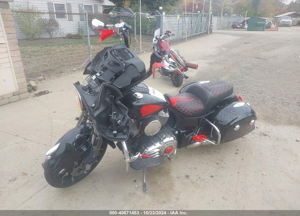 2017 INDIAN MOTORCYCLE CO. CHIEFTAIN LIMITED VIN: 56KTCNAAXH3353925