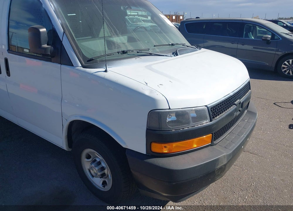2021 CHEVROLET EXPRESS CARGO RWD 2500 REGULAR WHEELBASE WT VIN: 1GCWGAFP3M1169008