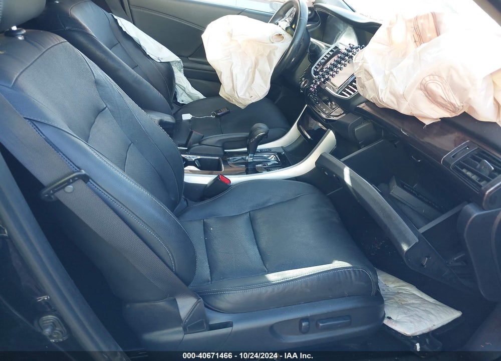 2016 HONDA ACCORD TOURING VIN: 1HGCR3F98GA028242