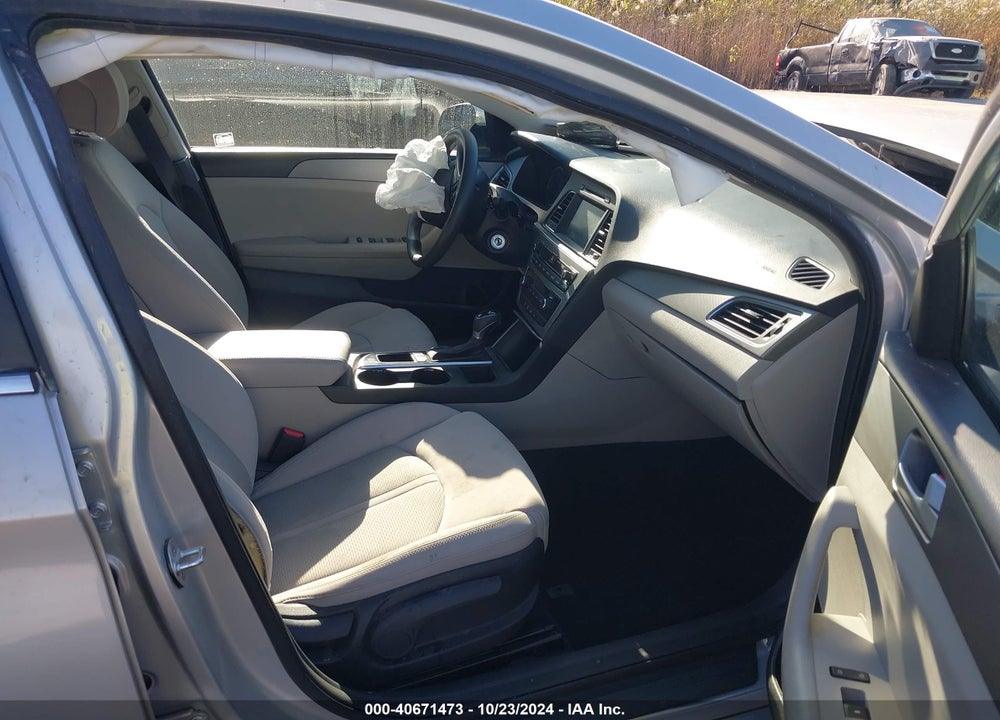 2016 HYUNDAI SONATA SE VIN: 5NPE24AF6GH408025