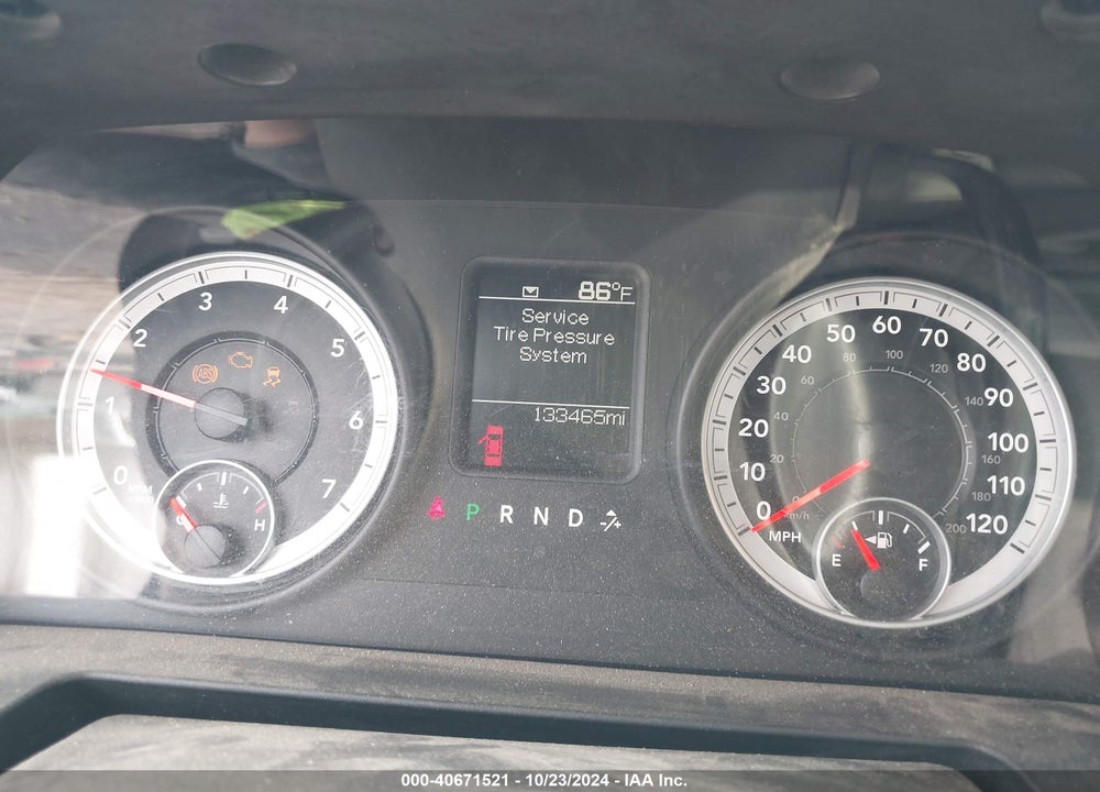 2013 RAM 2500 TRADESMAN VIN: 3C6TR5CT5DG537526