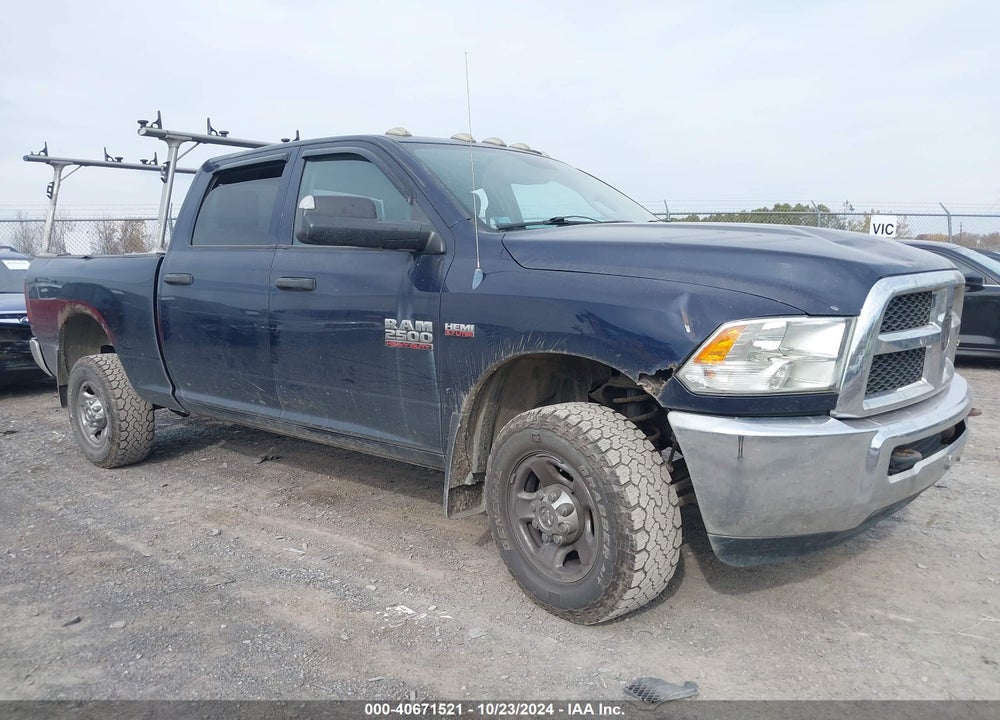 2013 RAM 2500 TRADESMAN VIN: 3C6TR5CT5DG537526