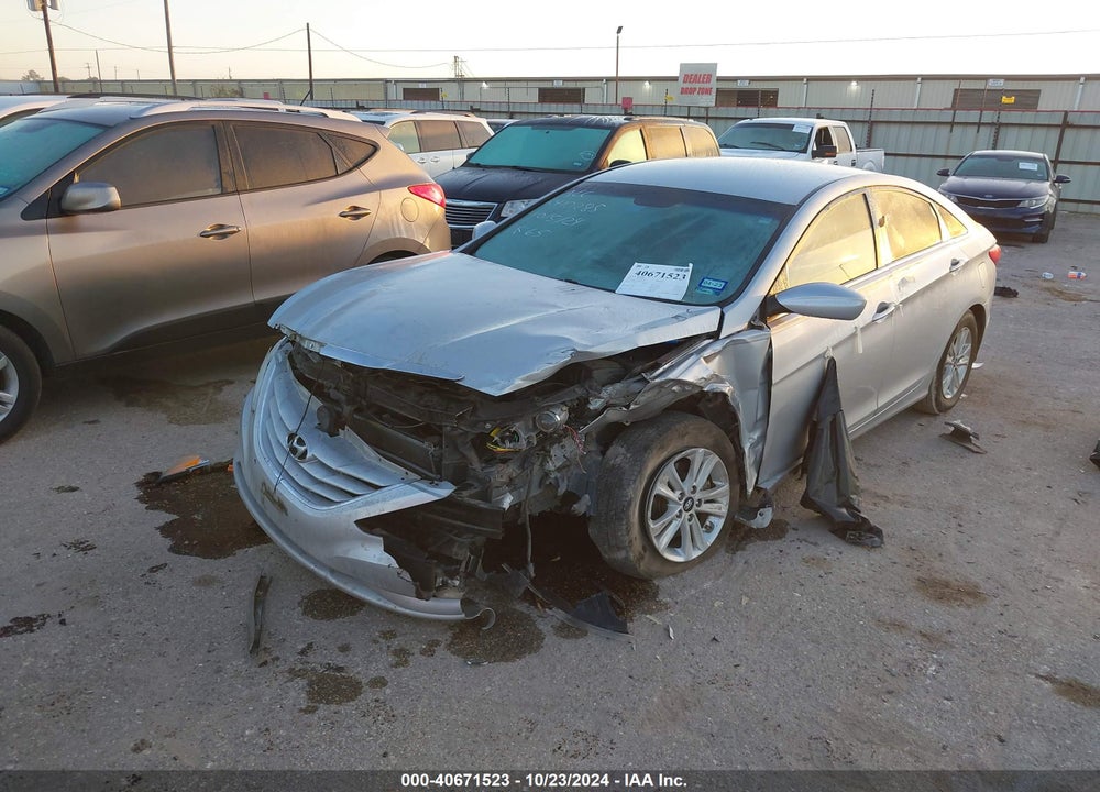 2013 HYUNDAI SONATA GLS VIN: 5NPEB4AC4DH771702