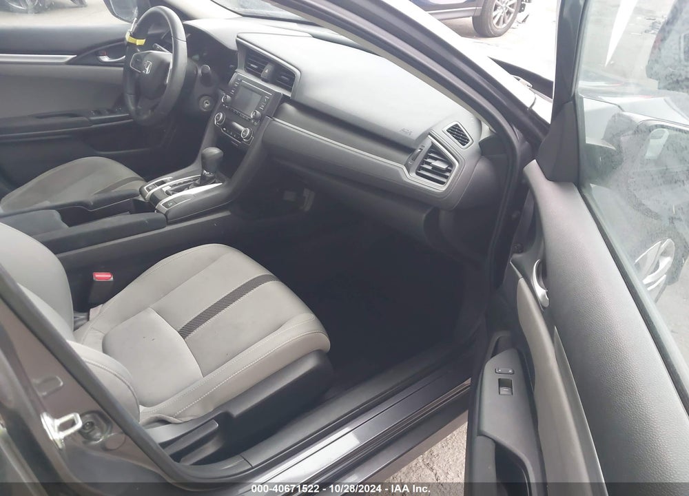2017 HONDA CIVIC LX VIN: 2HGFC2F51HH574857