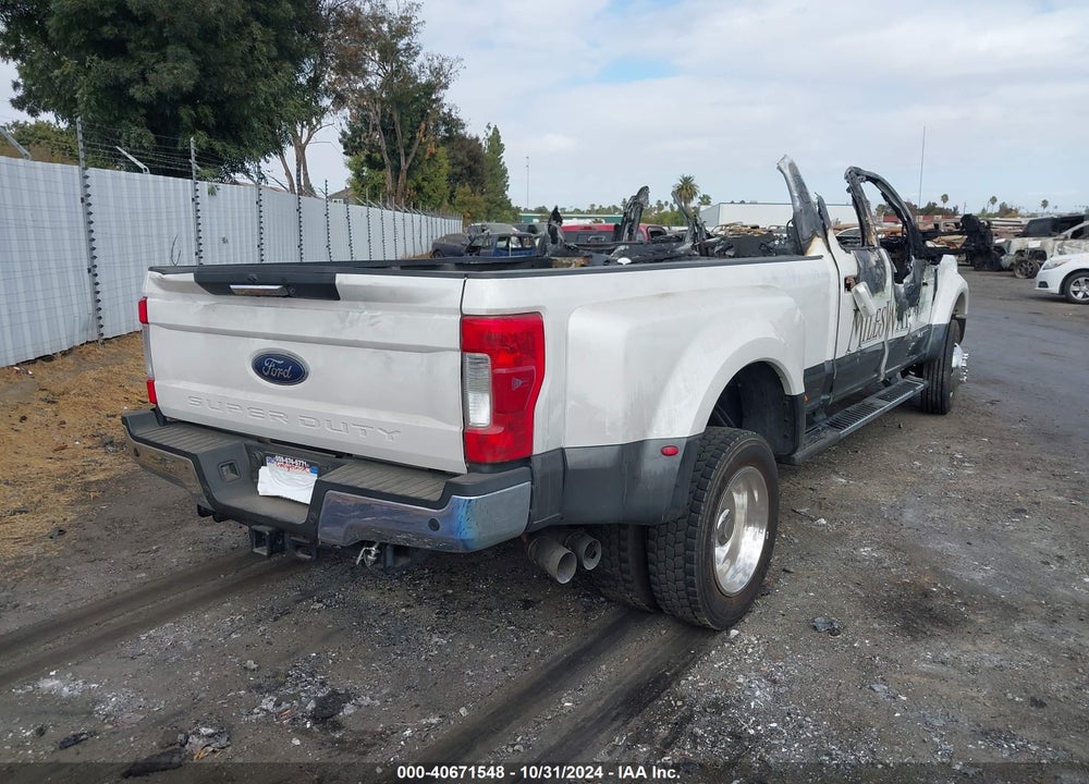 2017 FORD F-450 LARIAT VIN: 1FT8W4DT8HEE83880