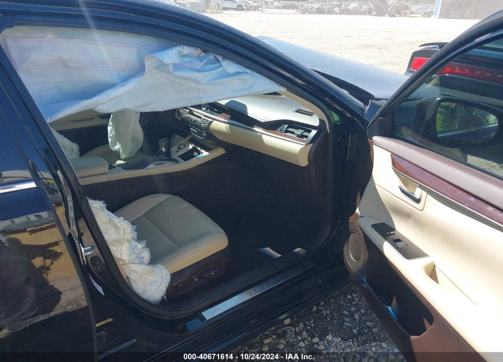 2016 LEXUS ES 350 VIN: 58ABK1GGXGU018301