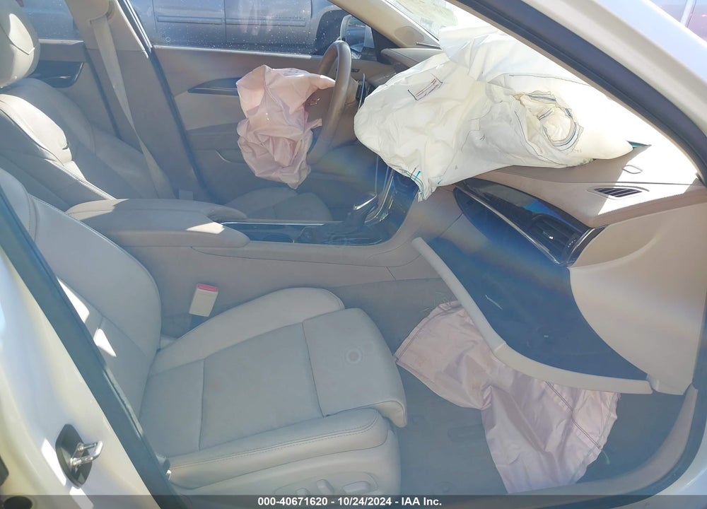 2015 CADILLAC ATS PREMIUM VIN: 1G6AE5S32F0112370