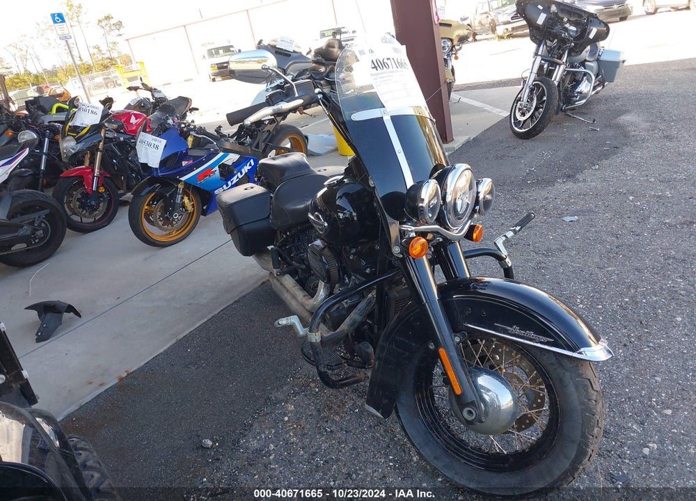 2020 HARLEY-DAVIDSON FLHCS VIN: 1HD1YBK16LB018296