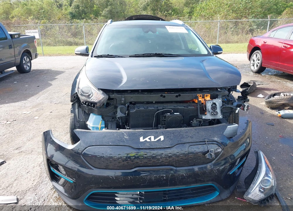 2022 KIA NIRO EV EX VIN: KNDCC3LGXN5117786