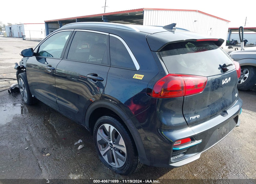 2022 KIA NIRO EV EX VIN: KNDCC3LGXN5117786