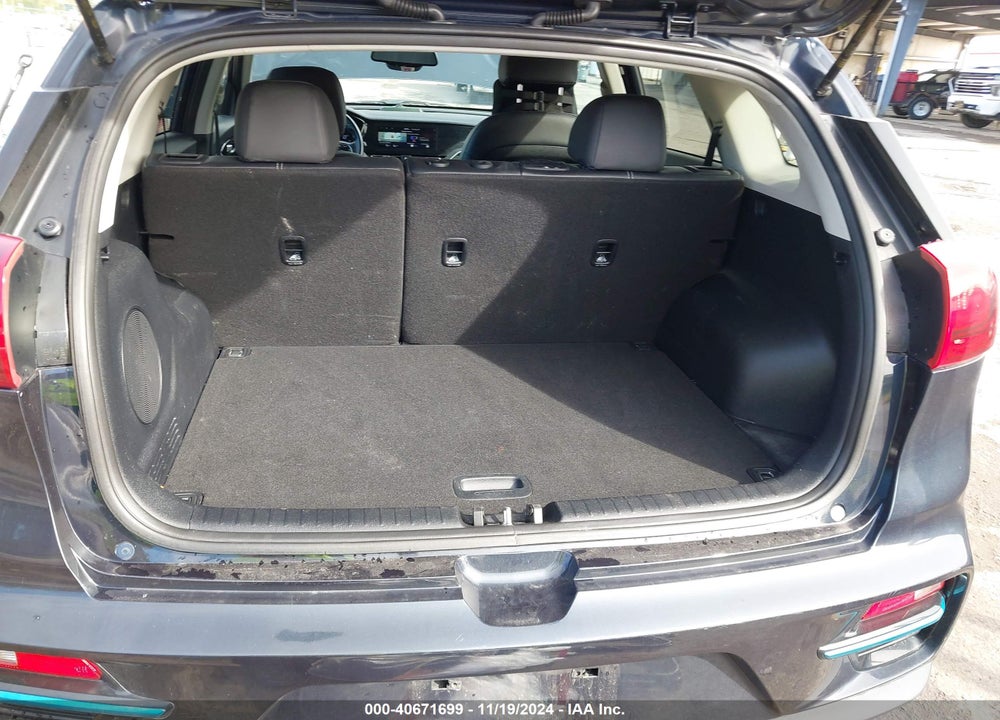 2022 KIA NIRO EV EX VIN: KNDCC3LGXN5117786