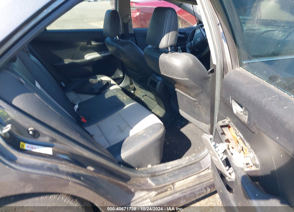 2014 TOYOTA CAMRY SE VIN: 4T1BF1FK1EU818127