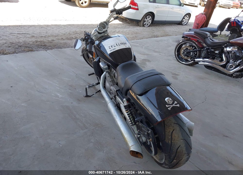 2014 HARLEY-DAVIDSON VRSCF VROD MUSCLE VIN: 1HD1HPH1XEC807455