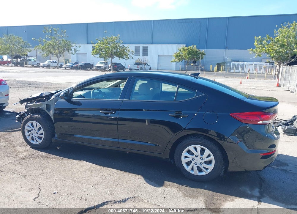 2018 HYUNDAI ELANTRA SE VIN: 5NPD74LF6JH391552