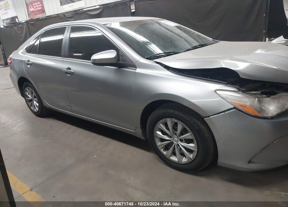 2017 TOYOTA CAMRY LE VIN: 4T1BF1FK2HU307336