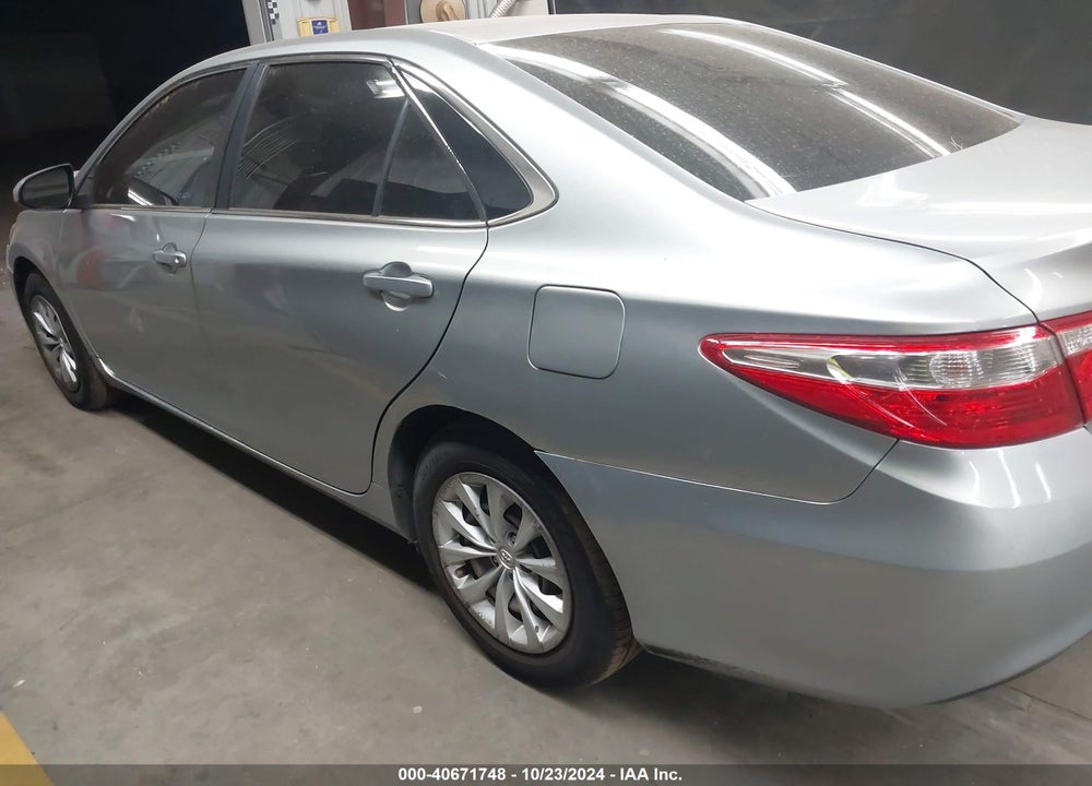 2017 TOYOTA CAMRY LE VIN: 4T1BF1FK2HU307336