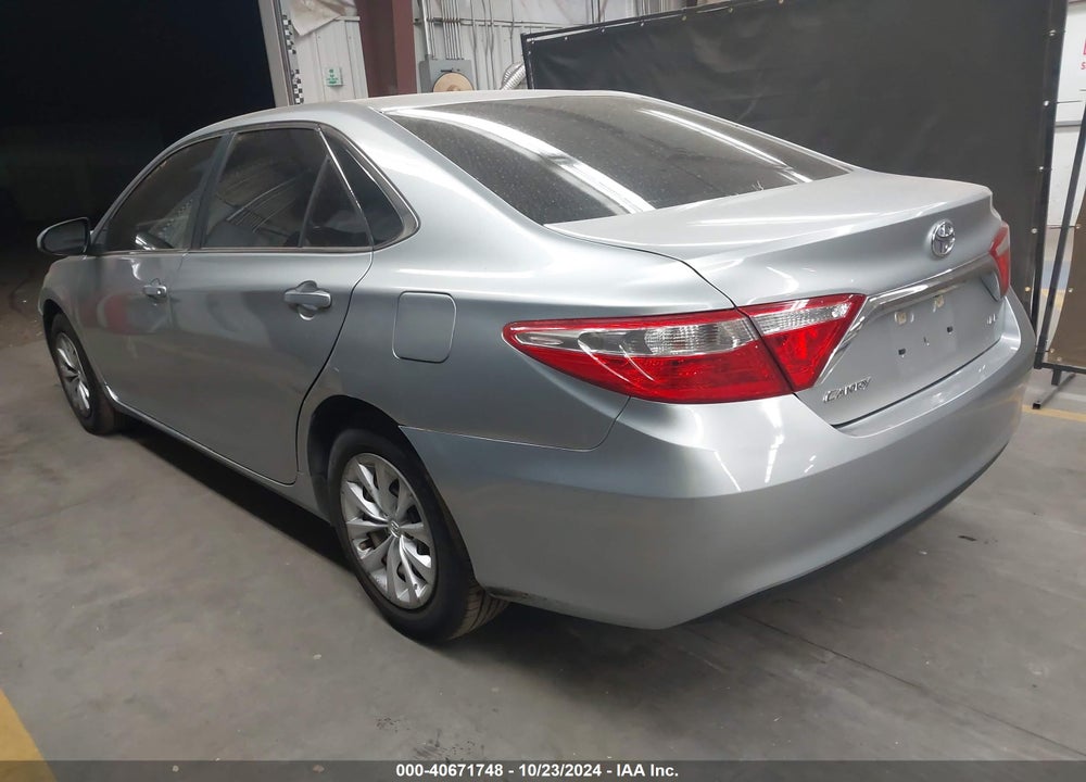 2017 TOYOTA CAMRY LE VIN: 4T1BF1FK2HU307336