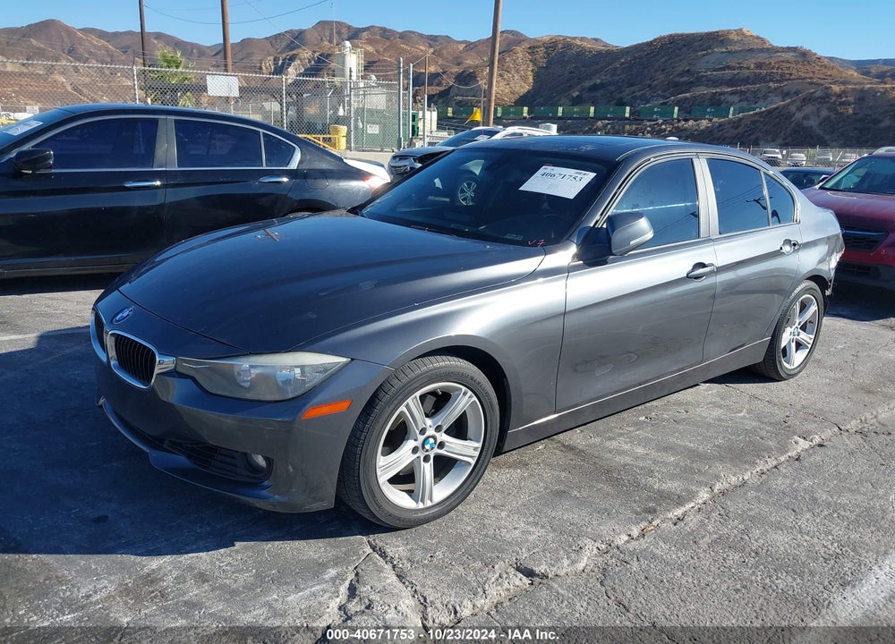 2013 BMW 328I VIN: WBA3C1C5XDF440261