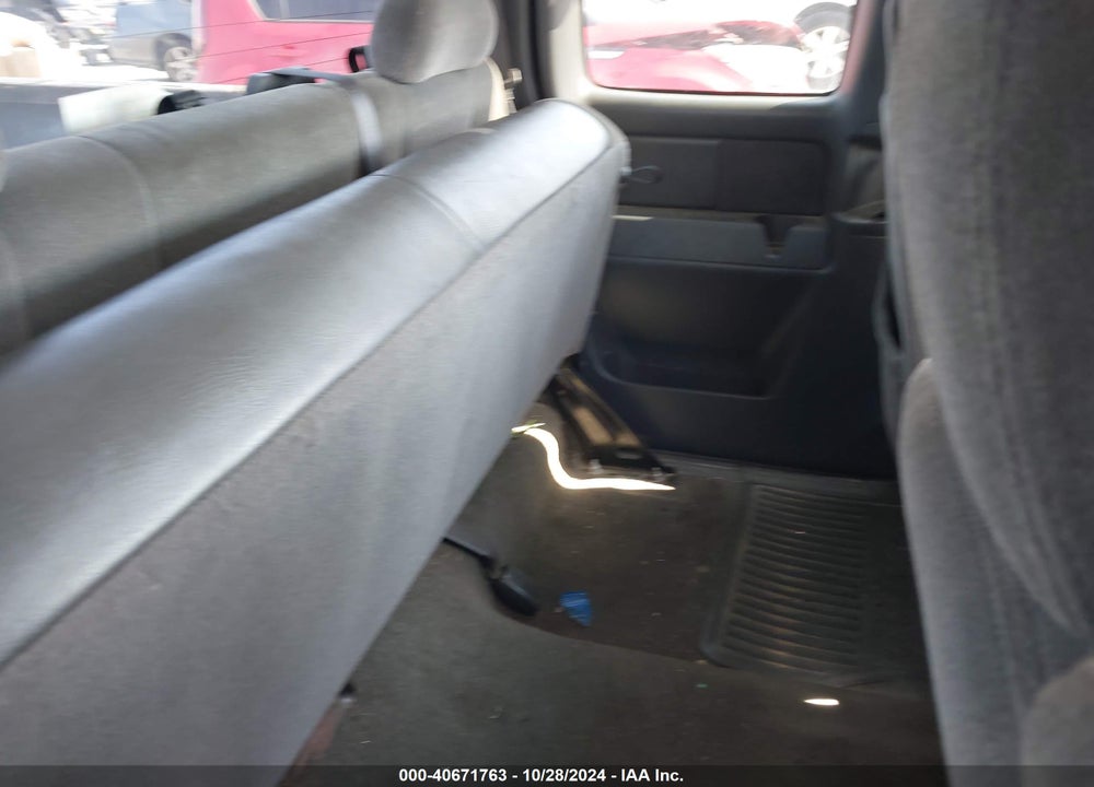 2006 CHEVROLET SILVERADO 1500 VIN: 1GCEC19V36Z115777