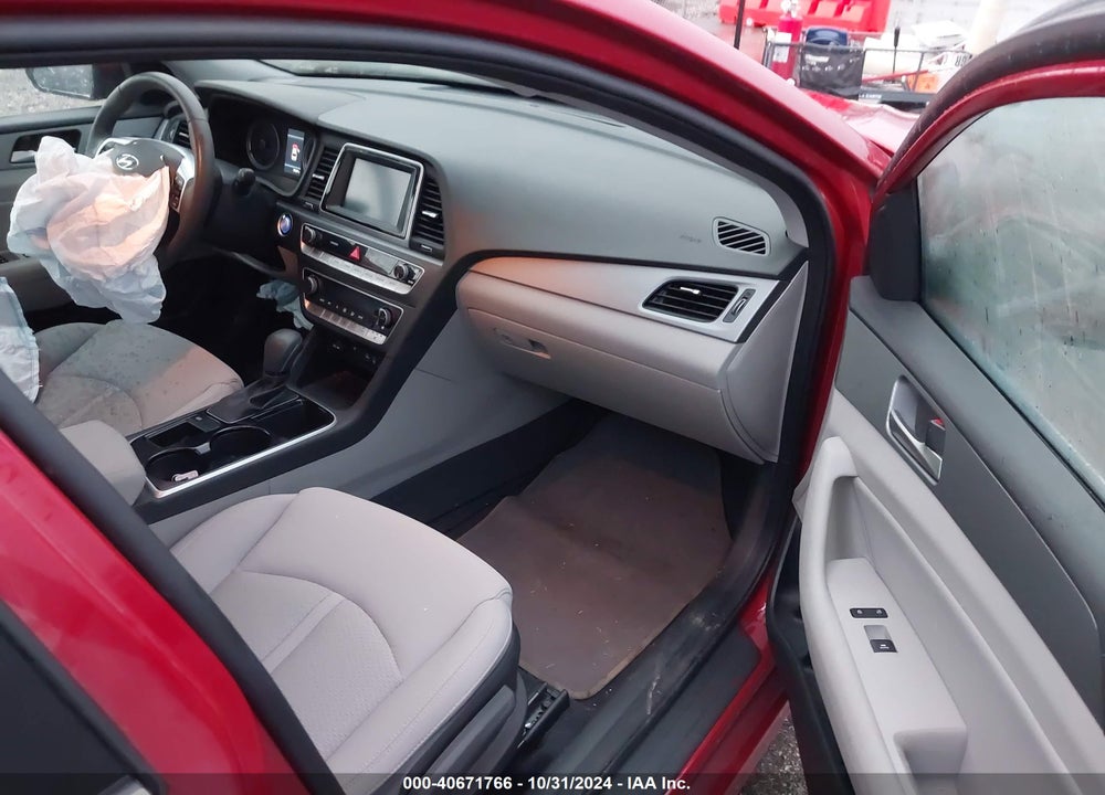 2019 HYUNDAI SONATA SEL VIN: 5NPE34AF8KH812305