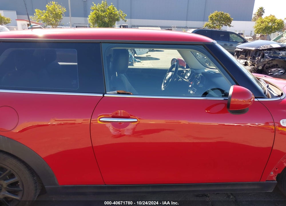 2018 MINI HARDTOP COOPER/OXFORD EDITION VIN: WMWXP5C52J3C65632