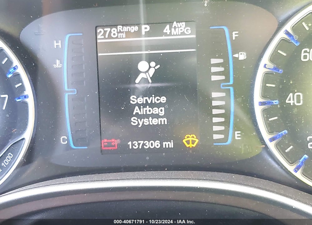 2017 CHRYSLER PACIFICA TOURING L VIN: 2C4RC1BG5HR710799