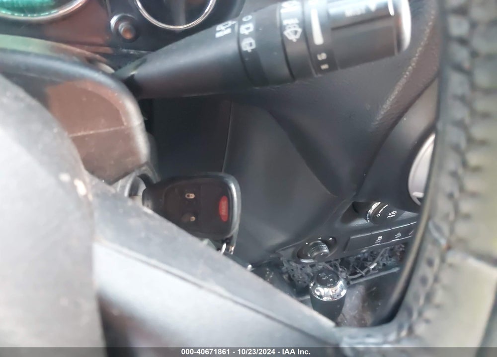 2011 JEEP WRANGLER SAHARA VIN: 1J4AA5D16BL539140