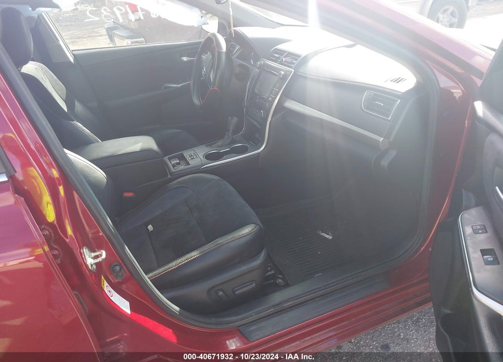 2016 TOYOTA CAMRY XSE VIN: 4T1BF1FK9GU609835