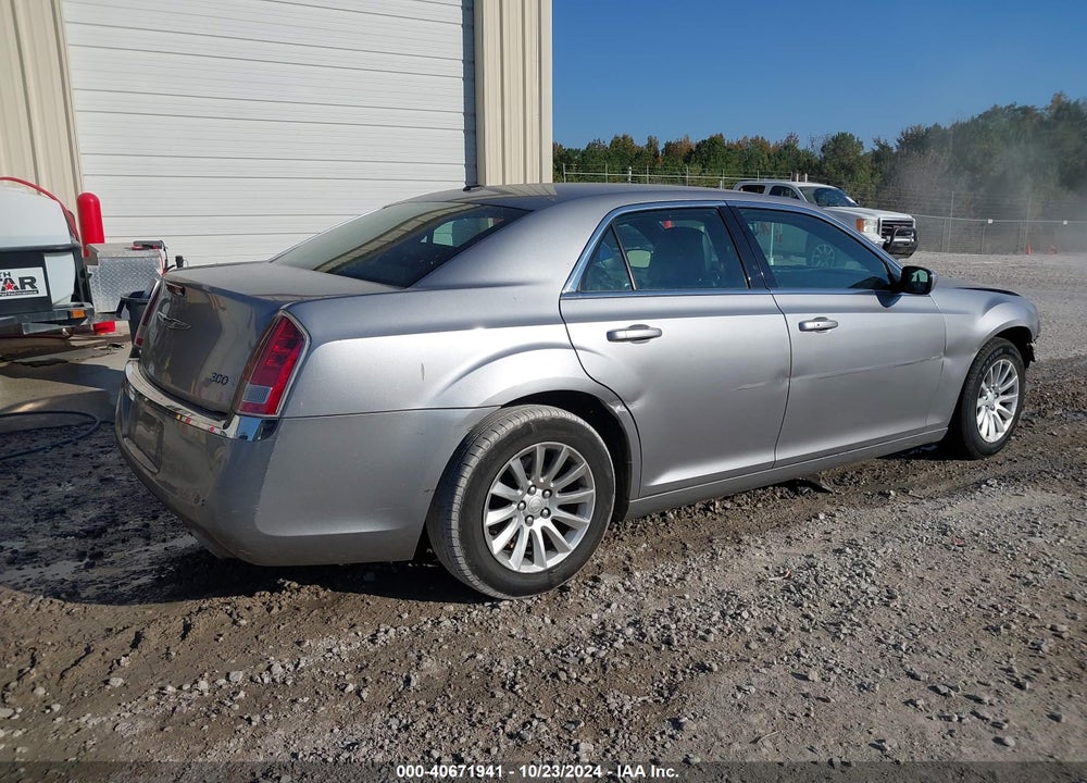 2013 CHRYSLER 300 MOTOWN VIN: 2C3CCAAG3DH740072