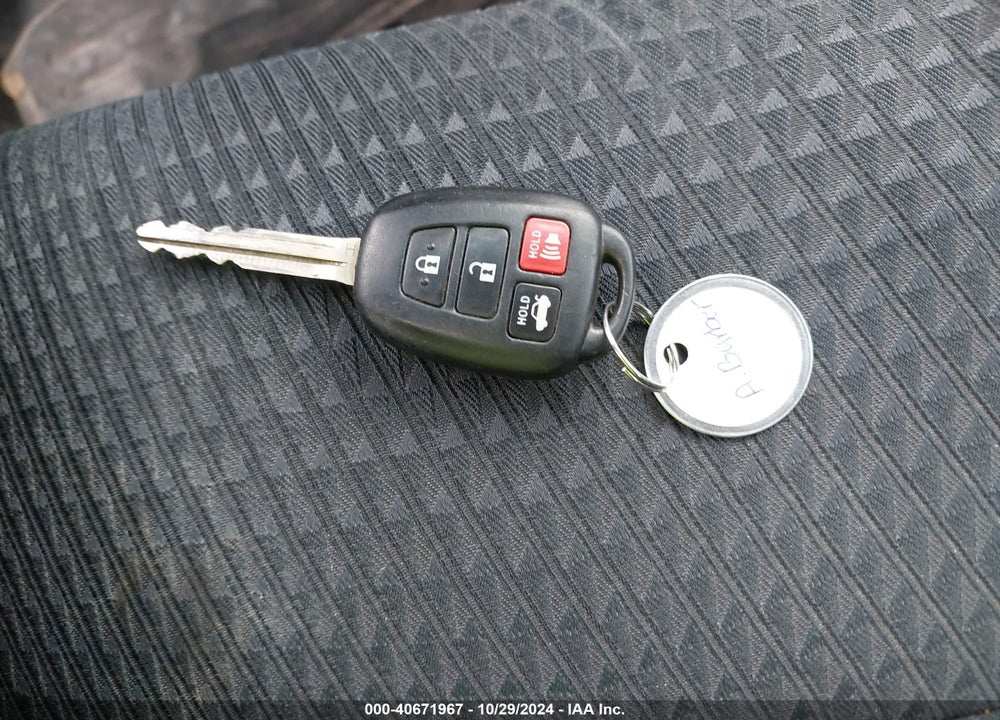 2015 TOYOTA CAMRY SE VIN: 4T1BF1FK3FU485253