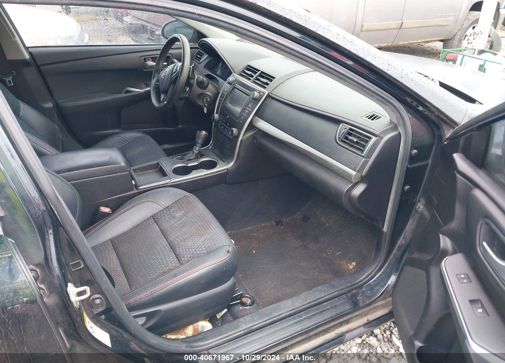 2015 TOYOTA CAMRY SE VIN: 4T1BF1FK3FU485253
